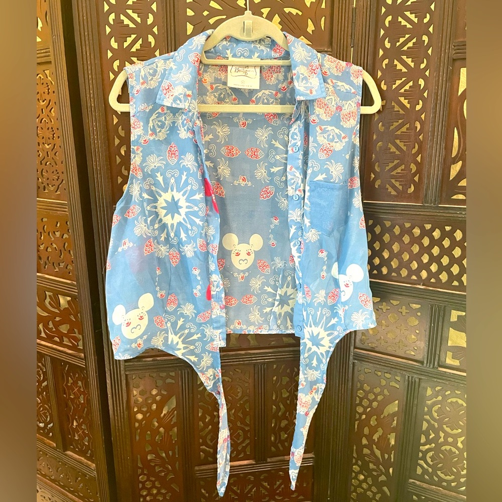Blue Disney Boutique Cropped Front-Tie Shirt (XL)